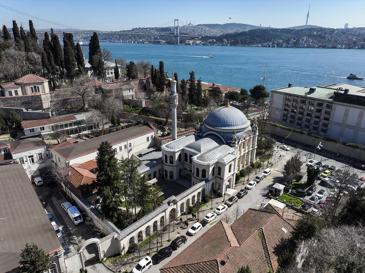 Harcına Kabe toprağı katılan cami: Küçük Mecidiye Camii