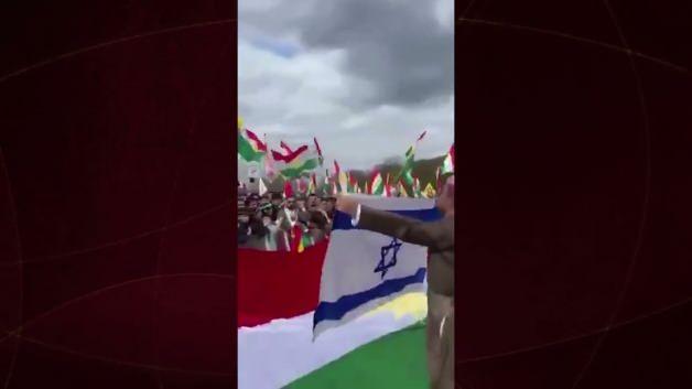 Nevruz kutlamalarında alçak görüntüler: İsrail bayrağı açıp, "Netanyahu" sloganı attılar!