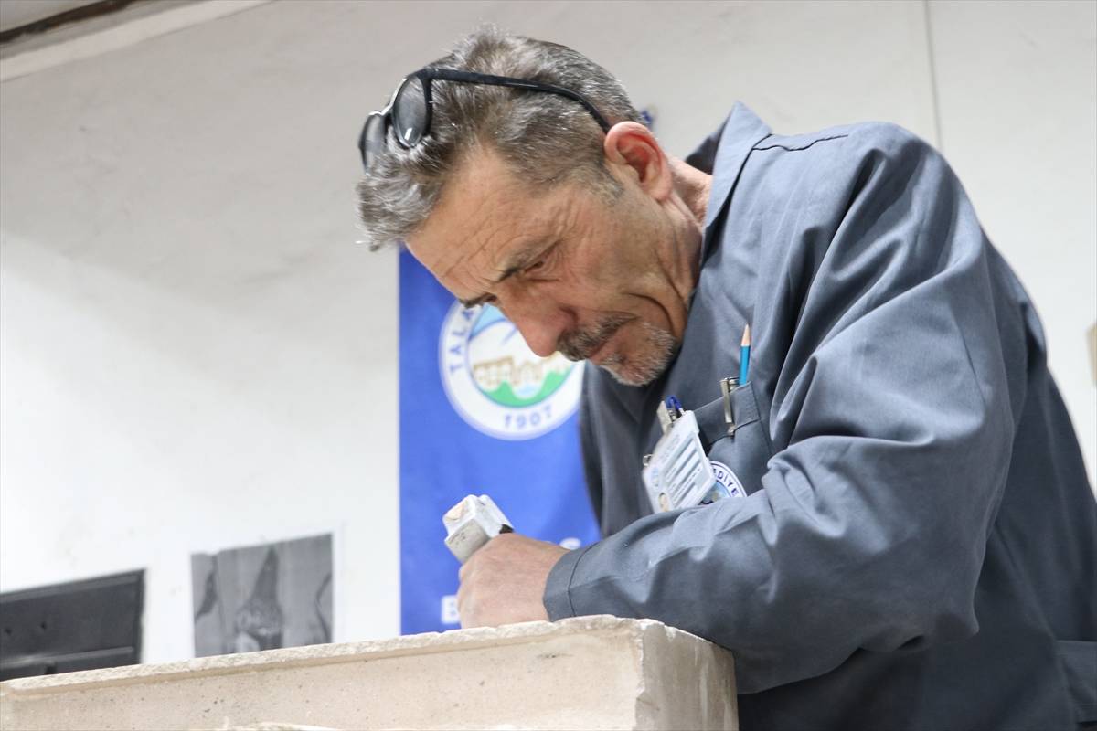 Taşla yapamadığı bir şey yok! 43 yıllık usta tarihe imza atıyor