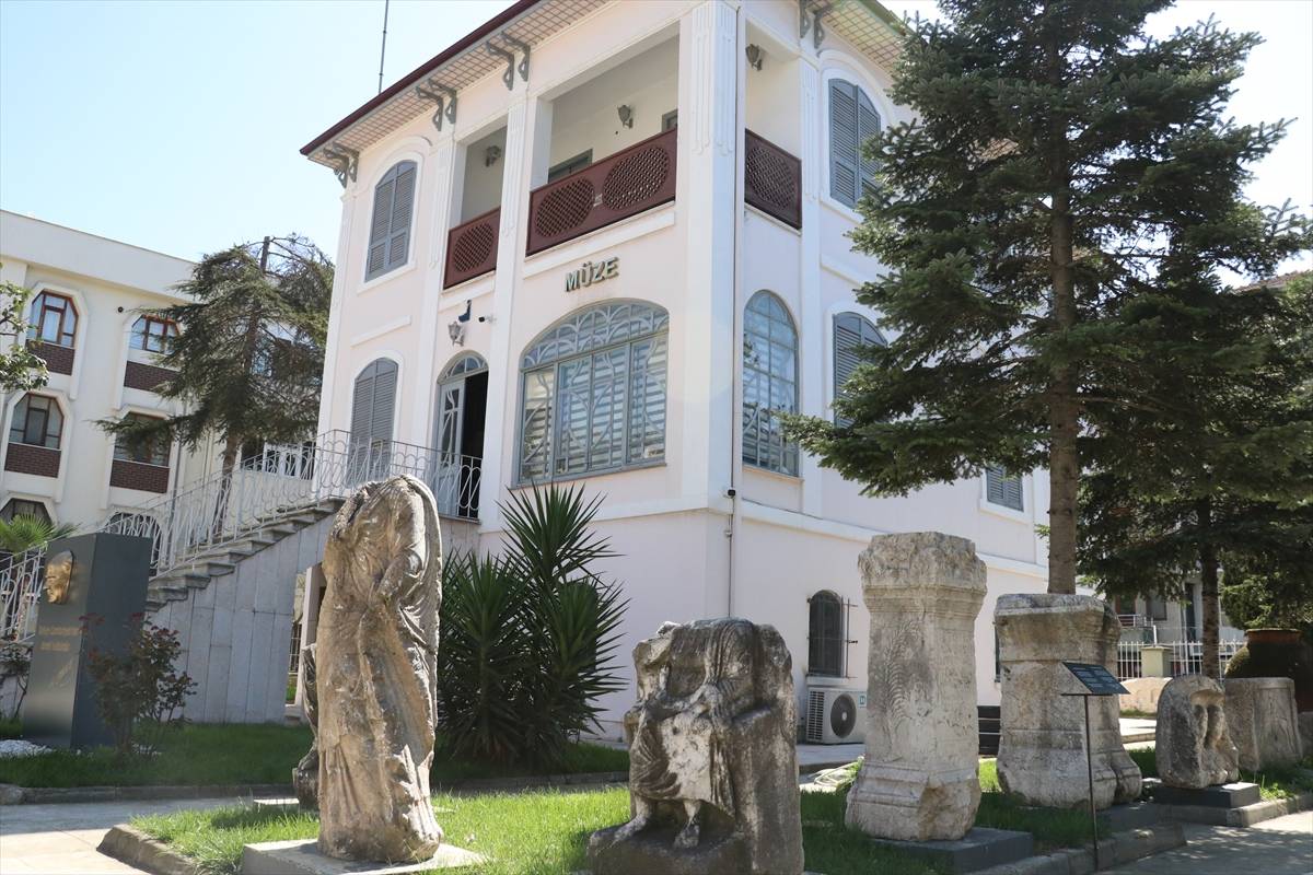 Atatürk’ün Zübeyde Hanım’la konakladığı ev: Sakarya Müzesi tarihi gözler önüne seriyor